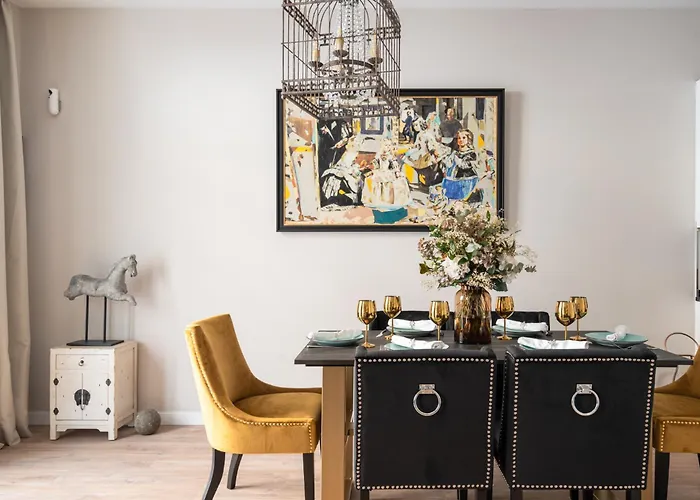City Deluxe Reina Sofia Atocha Comfy Apartment